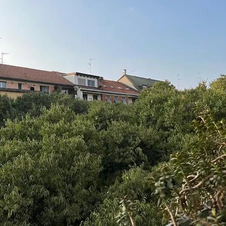 Apartment Premium High Floor Design In Citta Studi